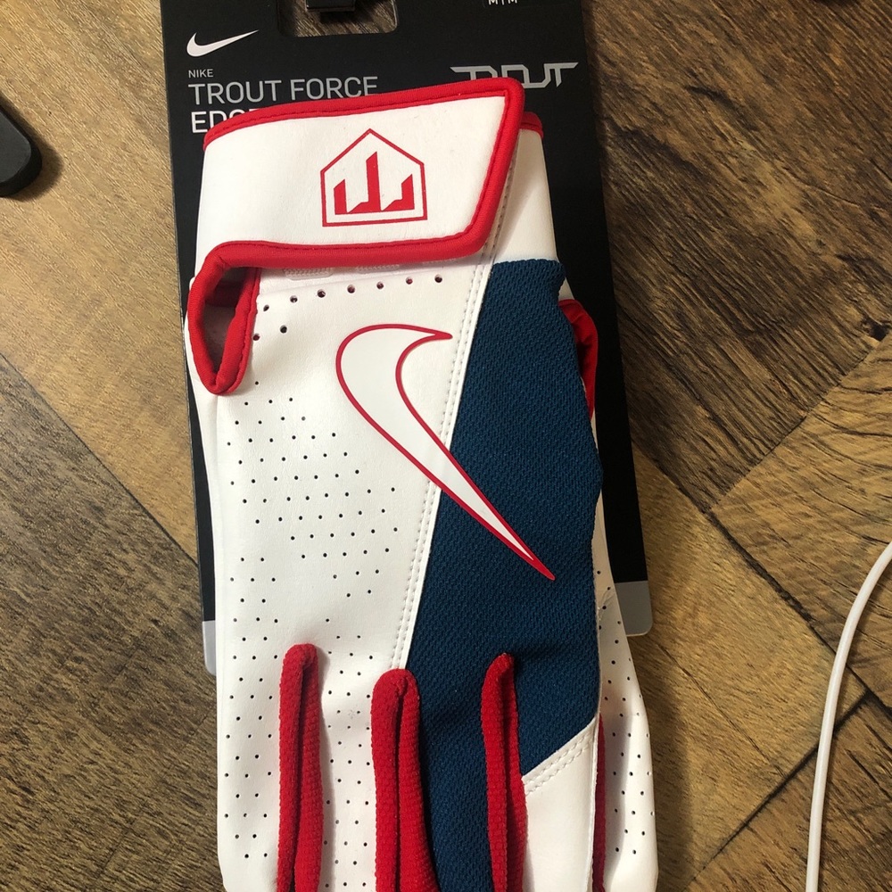 - Nike Mike Trout Batting gloves